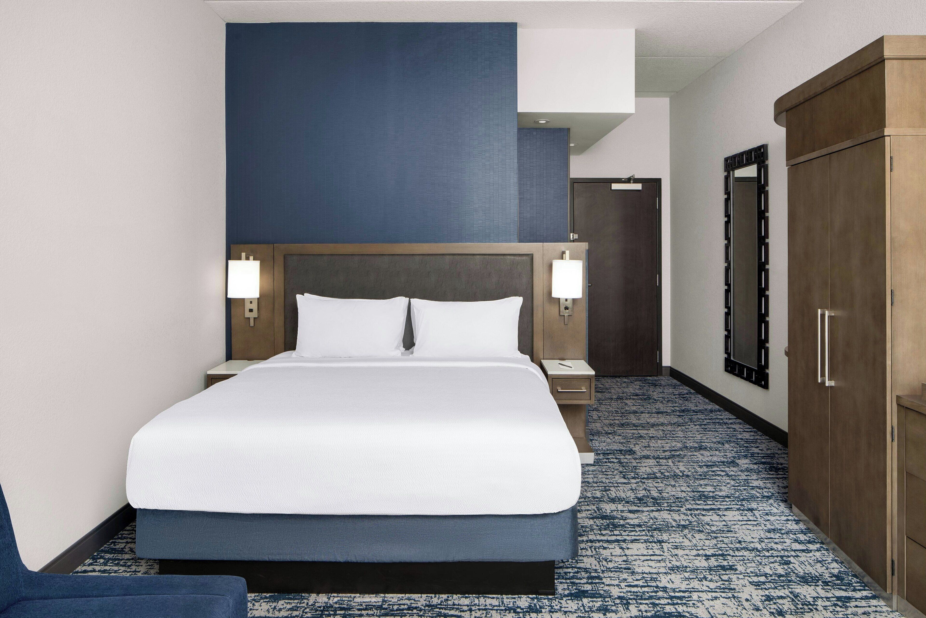 Chambre, 1 très grand lit et 1 canapé-lit | Bureau, espace de travail pour ordinateurs portables