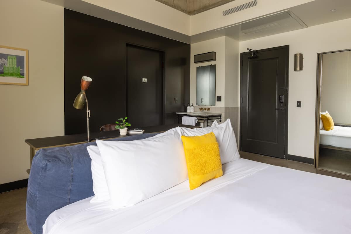 Accessible King Room (Self Check-in)