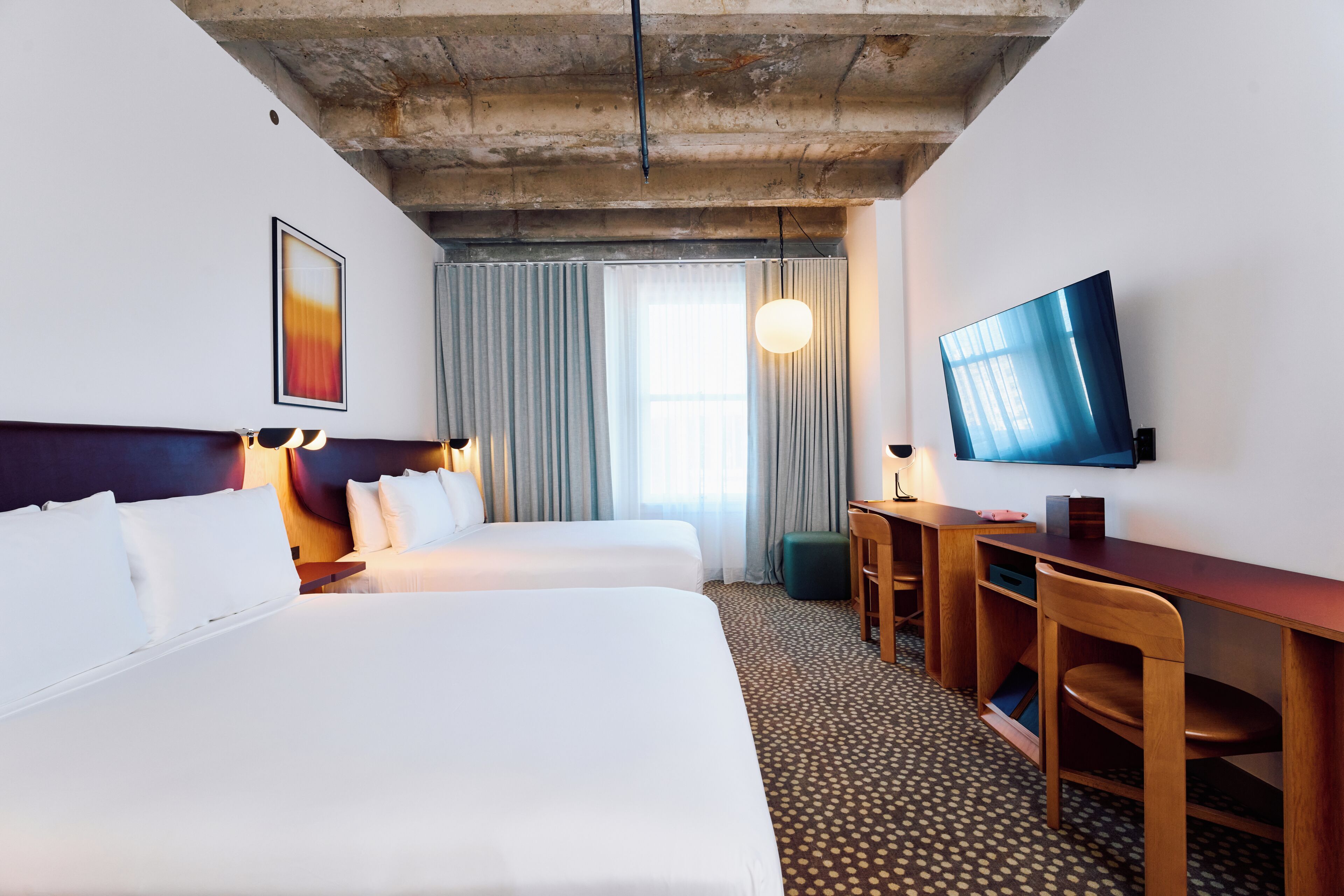 Premium bedding, in-room safe, desk, blackout drapes