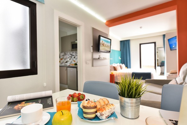 Studio Suite | In-room safe, blackout drapes, soundproofing