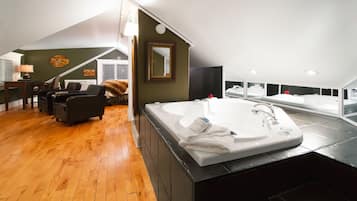 Argentia Suite | Bathroom | Designer toiletries, hair dryer, towels, soap