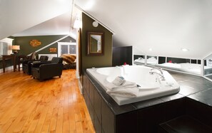 Deluxe-Zimmer, 1 Schlafzimmer | Badezimmer | Designer-Toilettenartikel, Haartrockner, Handtücher, Seife