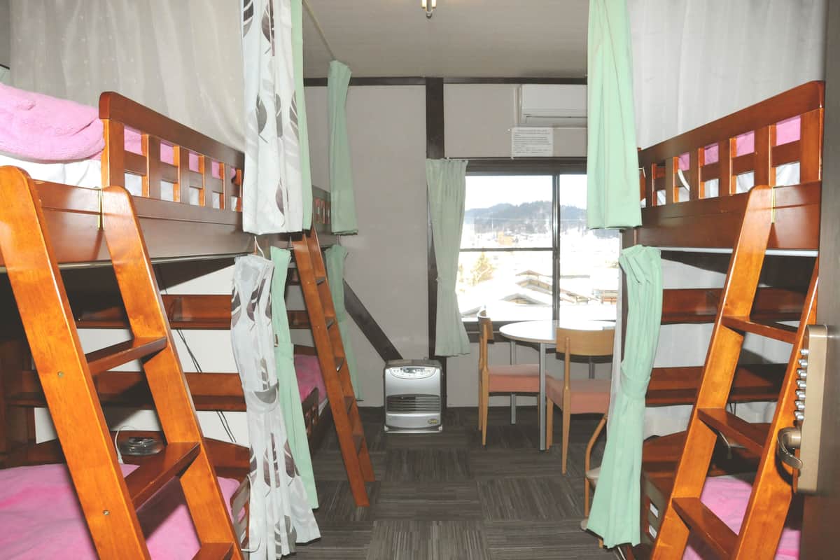 Dormitorio condiviso (Female-Only) | Wi-Fi gratuito