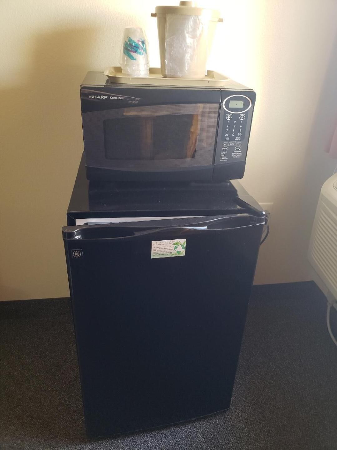 fridge, microwave, coffee/tea maker