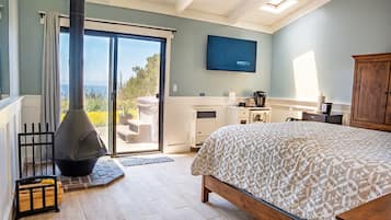 Camera Premium, 1 letto queen, idromassaggio, vista oceano (Queen Bed, Fireplace, Private Spa) | Con stile personalizzato, con arredamento individuale, tende oscuranti