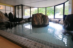 Bañera de hidromasaje interior
