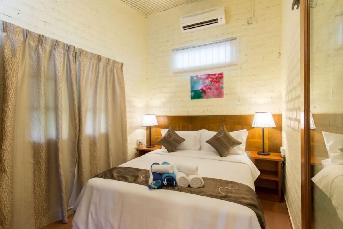 1 bedroom, minibar, in-room safe, desk