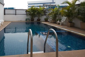 บริเวณภายนอก