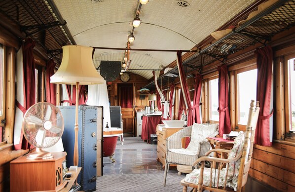 Fiordland Carriage | Zimmersafe, individuell dekoriert, individuell eingerichtet