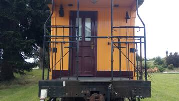 Fiordland Carriage | Balcony