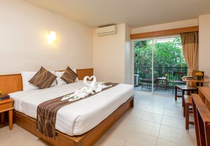 Standard Room, Garden View | Premium bedding, pillowtop beds, minibar, in-room safe - Authong Residence Pattaya (Pattaya)