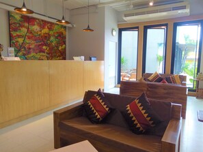 Kawasan tempat duduk lobi