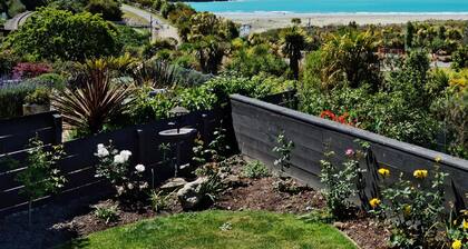 Baywatch Motor Lodge