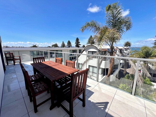 Luxury Penthouse | Terrace/patio