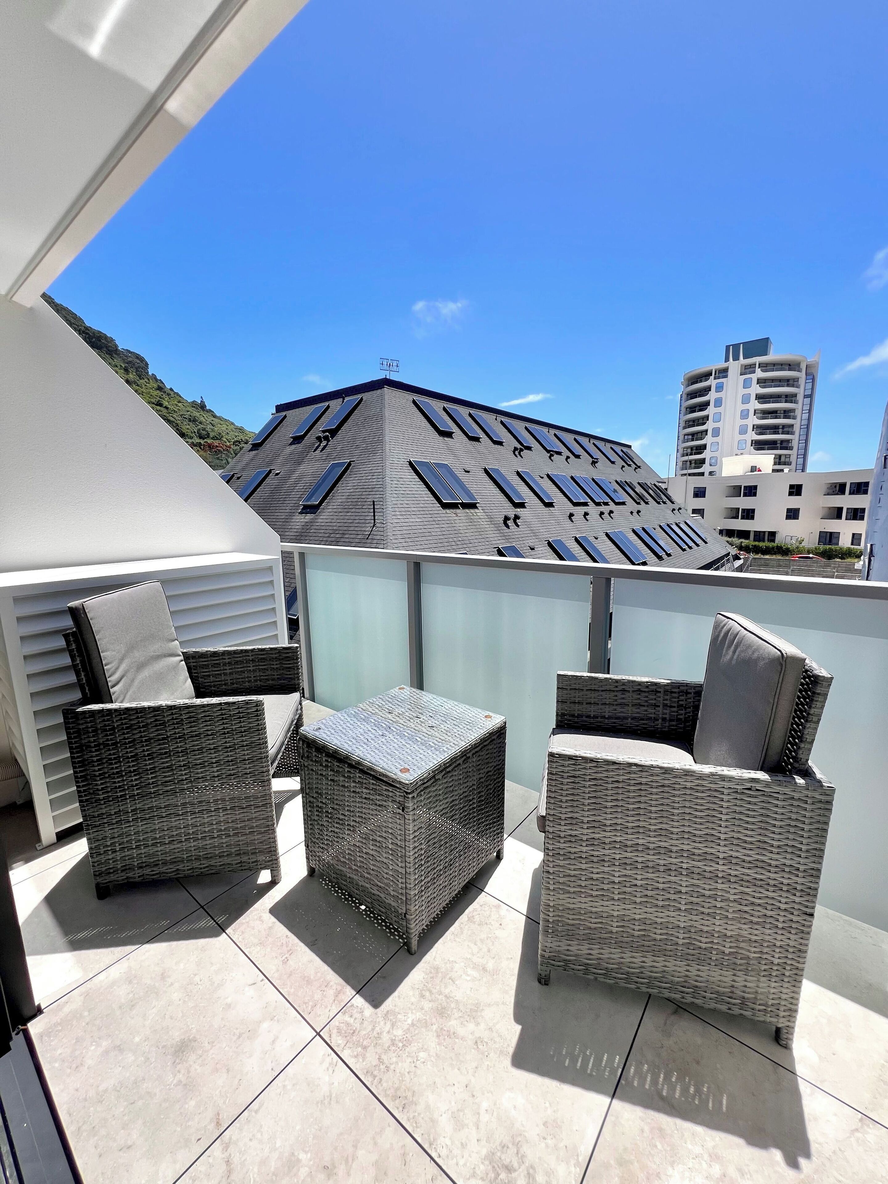 Deluxe Studio | Balcony