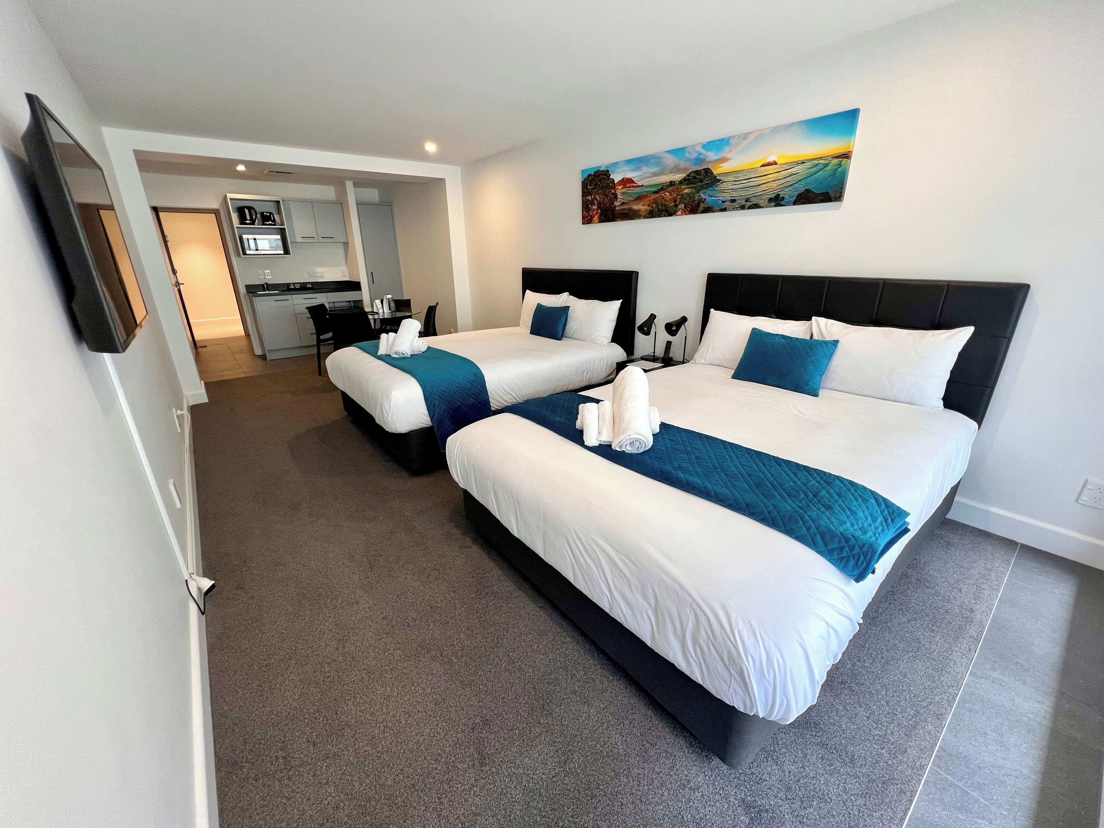 舒适开间套房, 2 张大床 | 特色装修、特色家居、熨斗/熨衣板、免费 WiFi