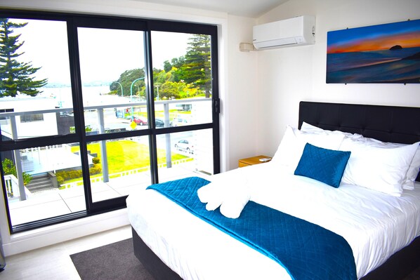 Superior-studiolejlighed - udsigt til bugt | 1 soveværelse, individuelt design, individuel indretning