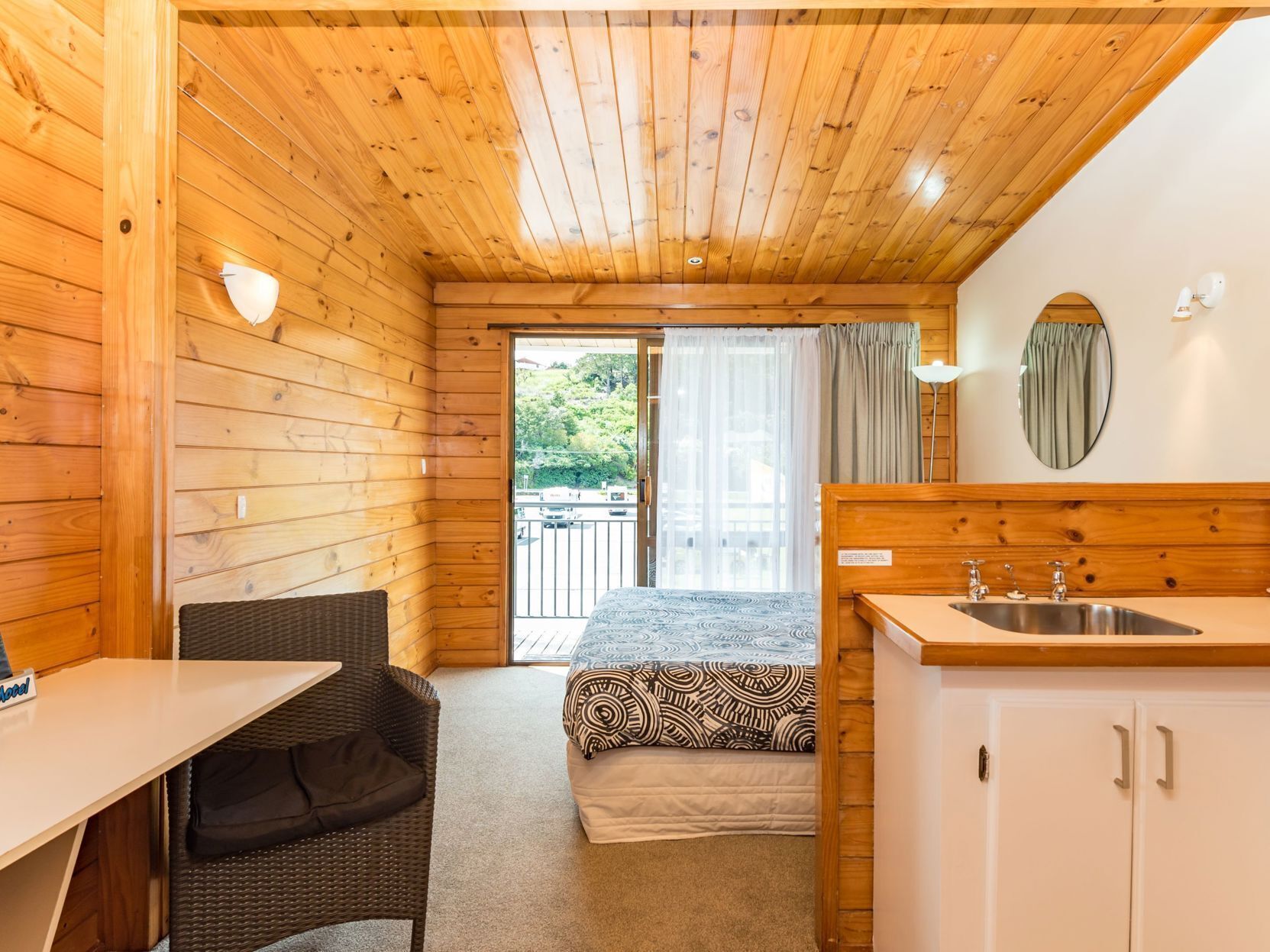 Cofres nos quartos, quartos à prova de som