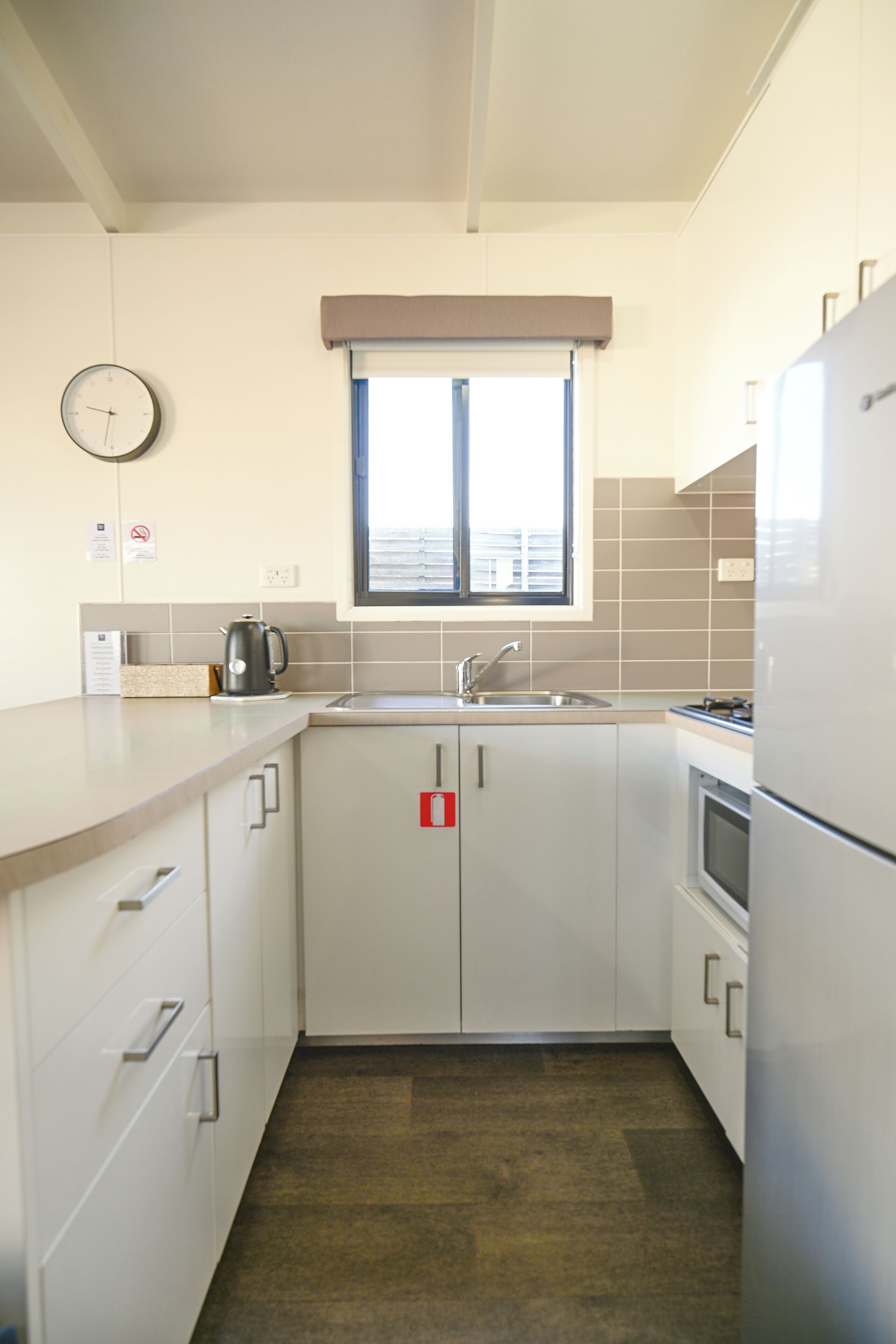 Villa, 2 Bedrooms | Private kitchen | Fridge, microwave, electric kettle, toaster