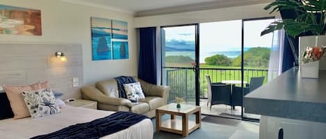 Deluxe Room, Jetted Tub, Ocean View (Not suitable for children) | 2 bedrooms, blackout curtains, iron/ironing board, cots/infant beds
