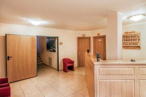 Lobby - Garni Maria (Dimaro Folgarida)