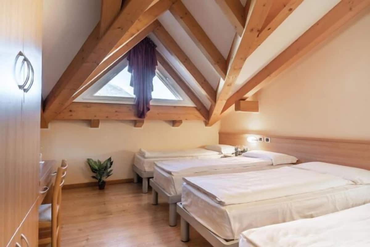 In-room safe, desk, cribs/infant beds, free WiFi