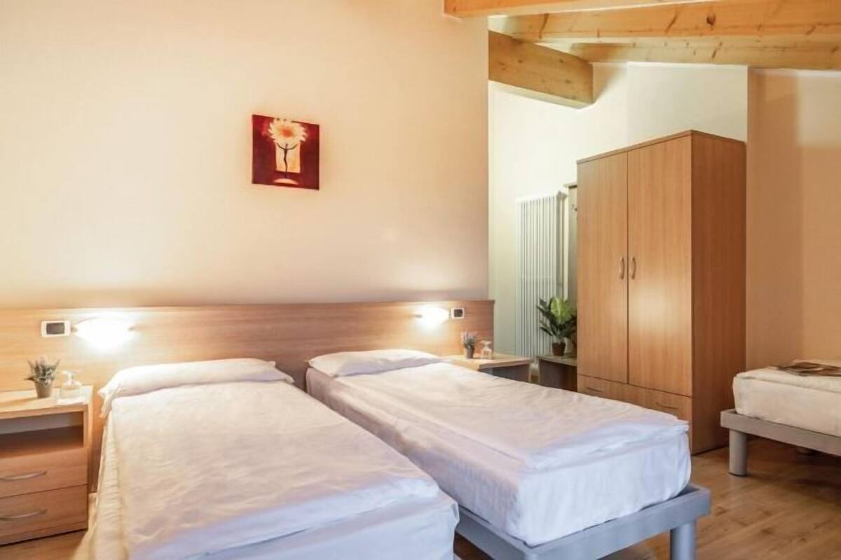 In-room safe, desk, cribs (surcharge), WiFi (free)
