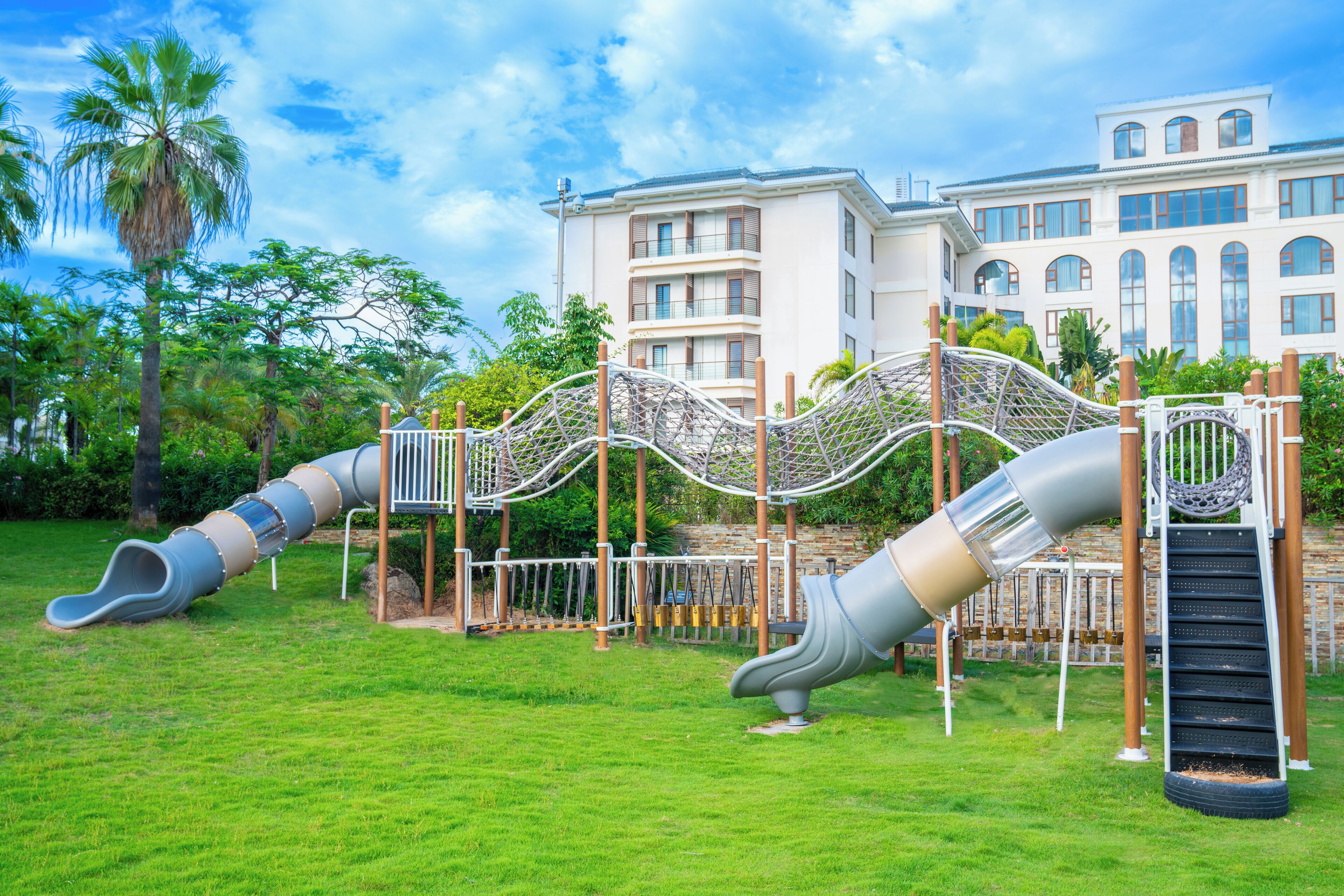 Área de juegos infantiles al aire libre