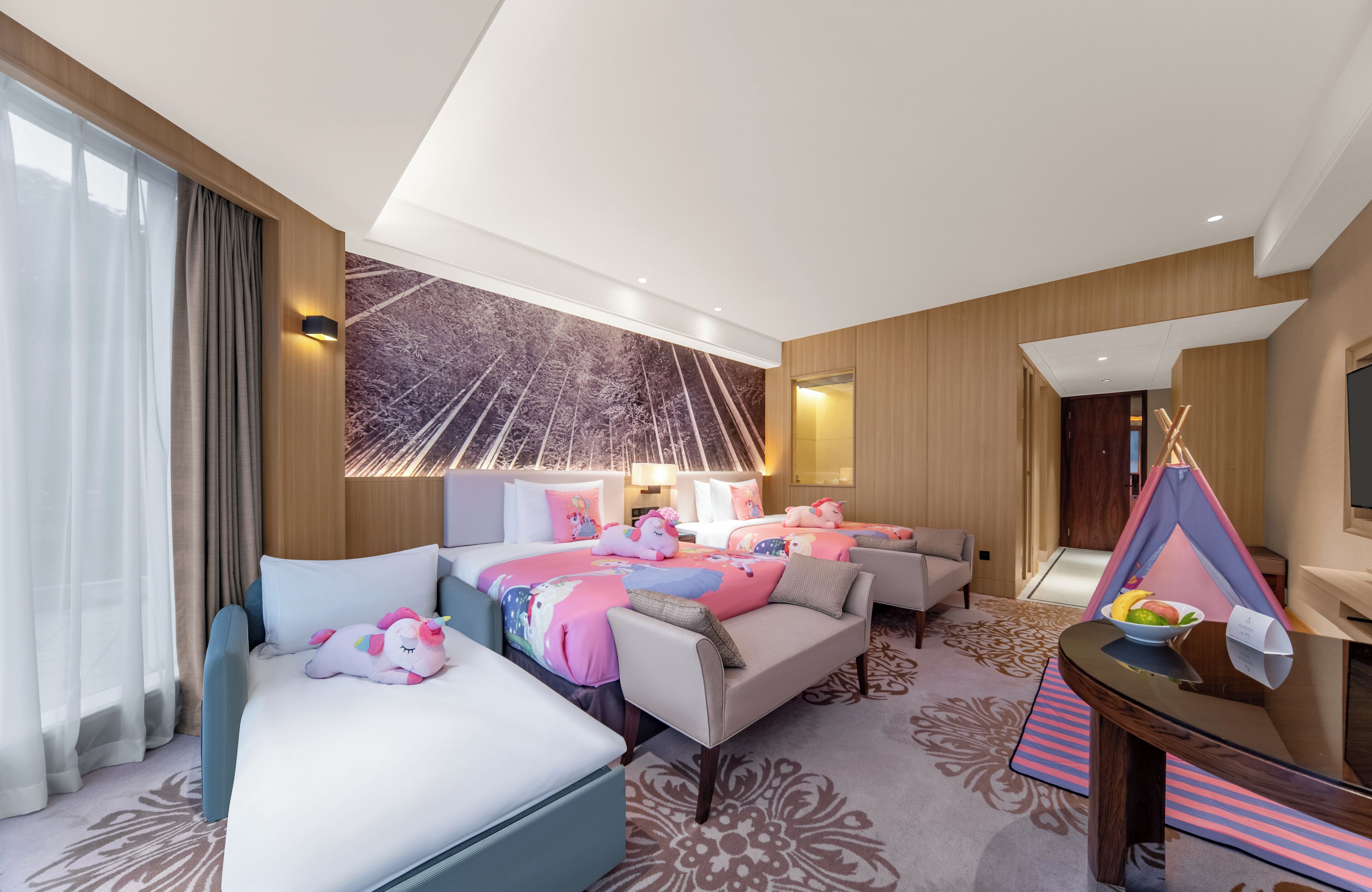 Haiyu Executive Family Twin Room | Egyptian cotton sheets, premium bedding, minibar, in-room safe