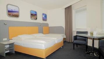 Skrivebord, lydisolering, baby-/barnesenge (tillægsgebyr), gratis Wi-Fi