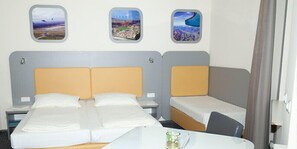 Double Room | Desk, soundproofing, cribs/infant beds, free WiFi