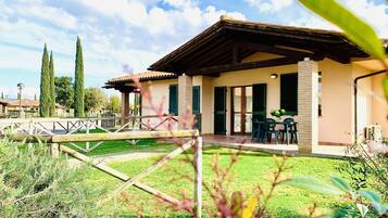 ์คํ ๋ค๋ ์ํํธ | ํ
๋ผ์ค/ํํฐ์ค