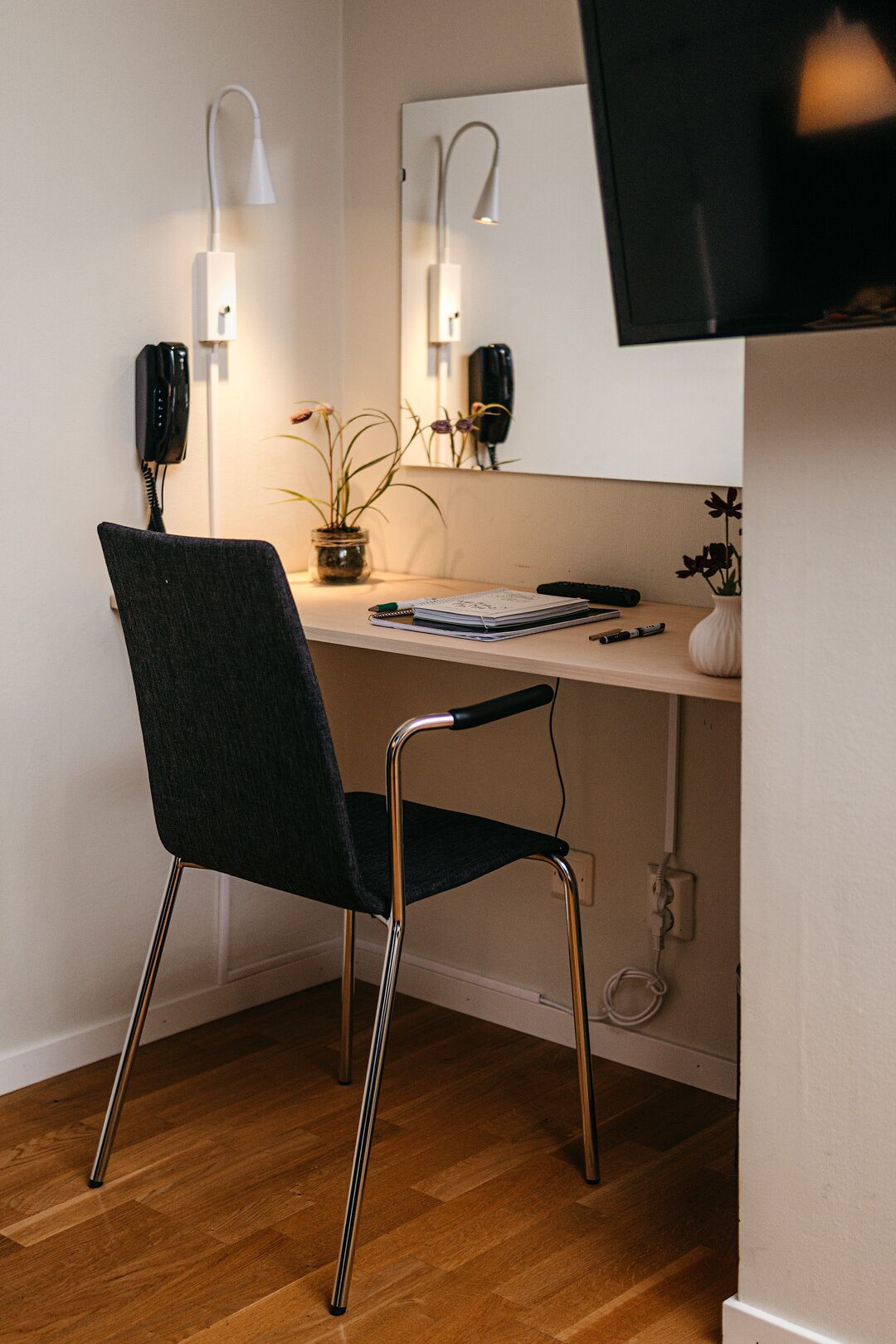 in-room safe, desk, iron/ironing board, free wifi