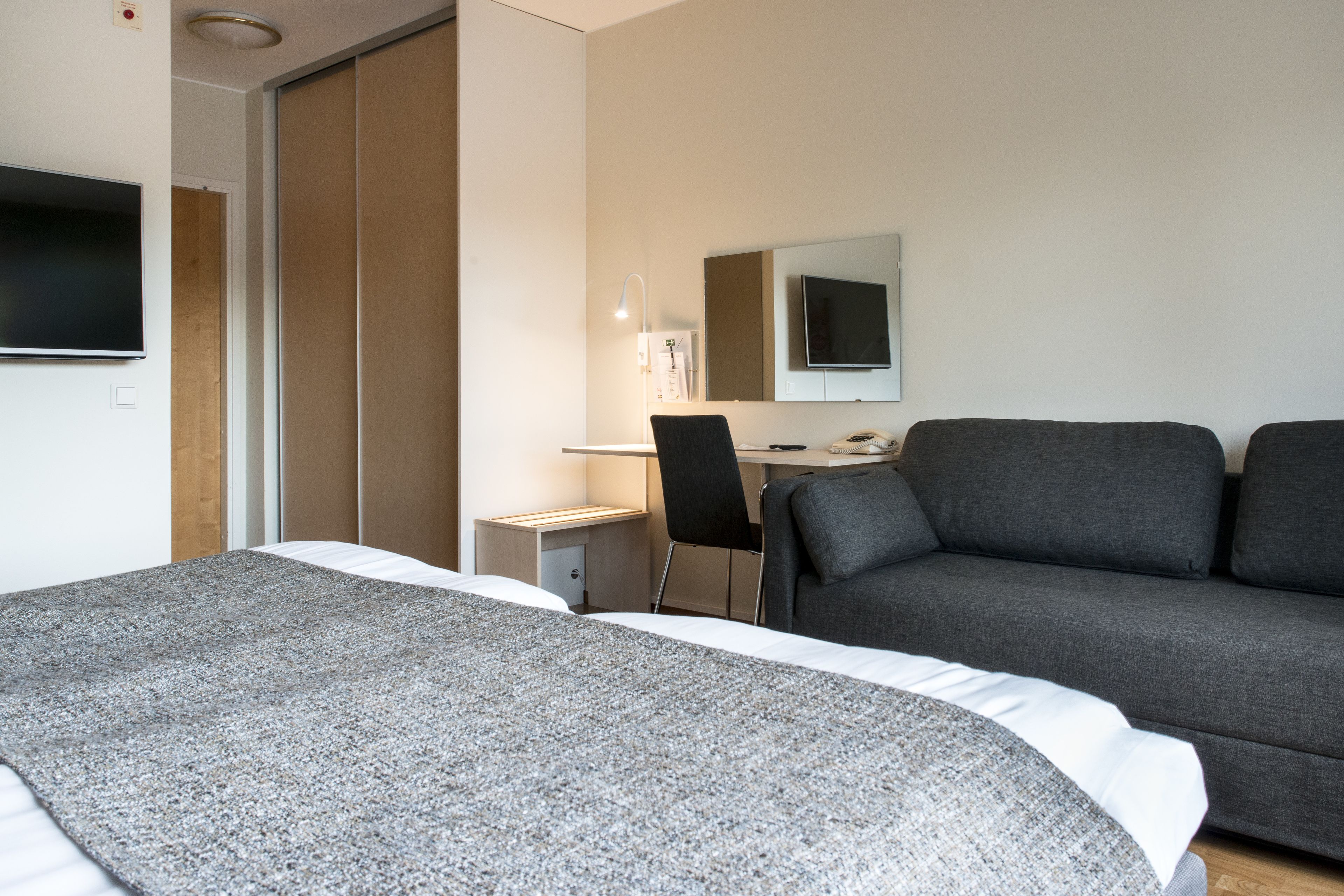 in-room safe, desk, iron/ironing board, free wifi