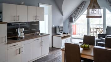 Minibar, in-room safe, free WiFi