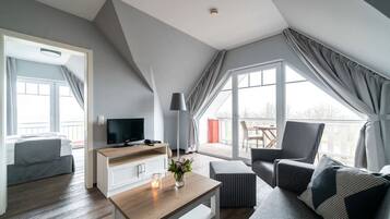 Apartment, 1 Bedroom, Balcony | Minibar, in-room safe, free WiFi