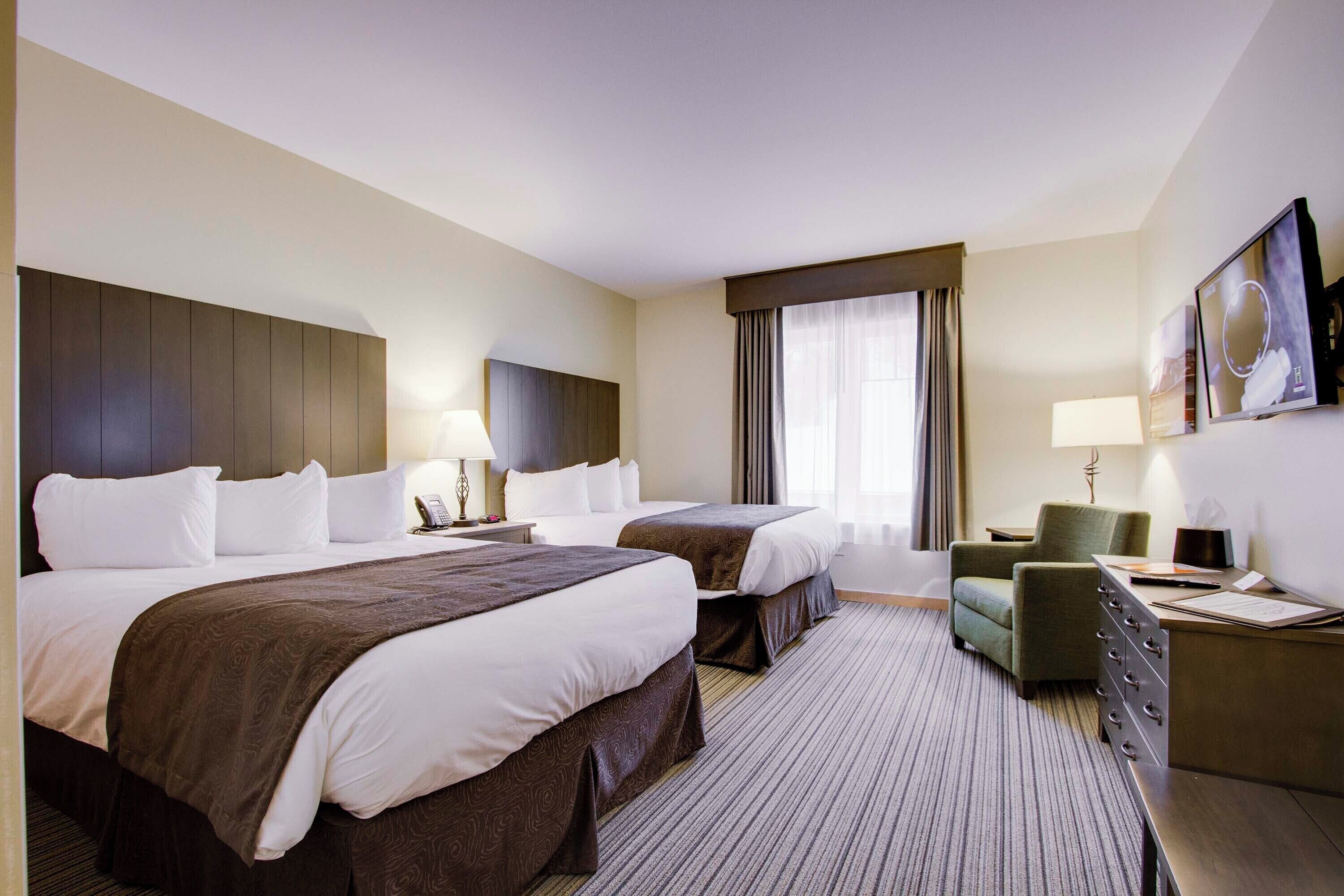 Stateside Hotel- Standard Room | 熨斗/熨衣板、床單