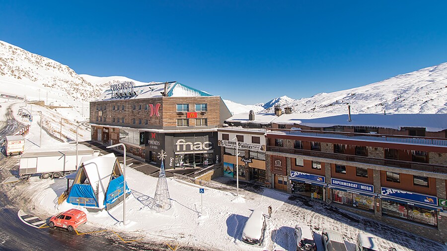 Estudios Cims Pas 3000