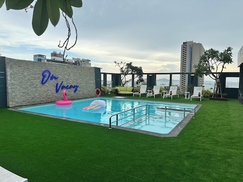 Empress Pattaya Hotel