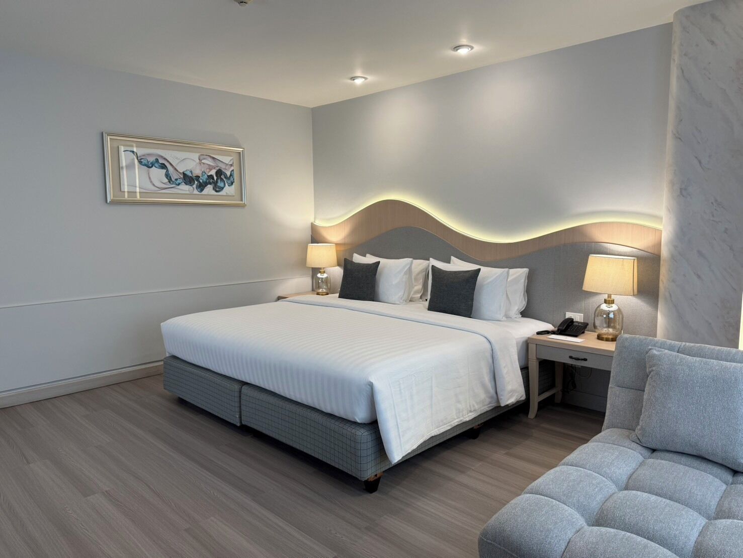 Grand Corner King Bed | Minibar, két bảo m ật tại phòng, trang trí khác biệt 