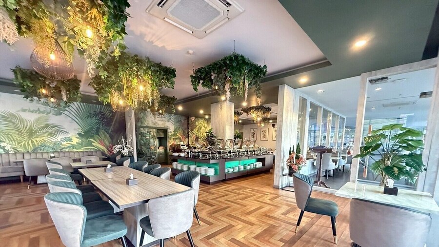 Empress Pattaya Hotel