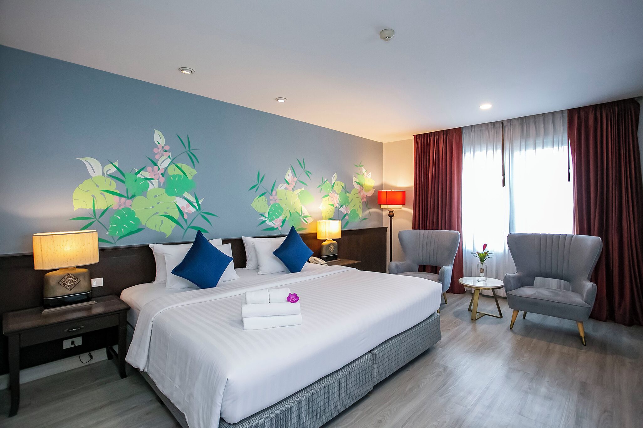 empress corner | minibar, in-room safe, free wifi