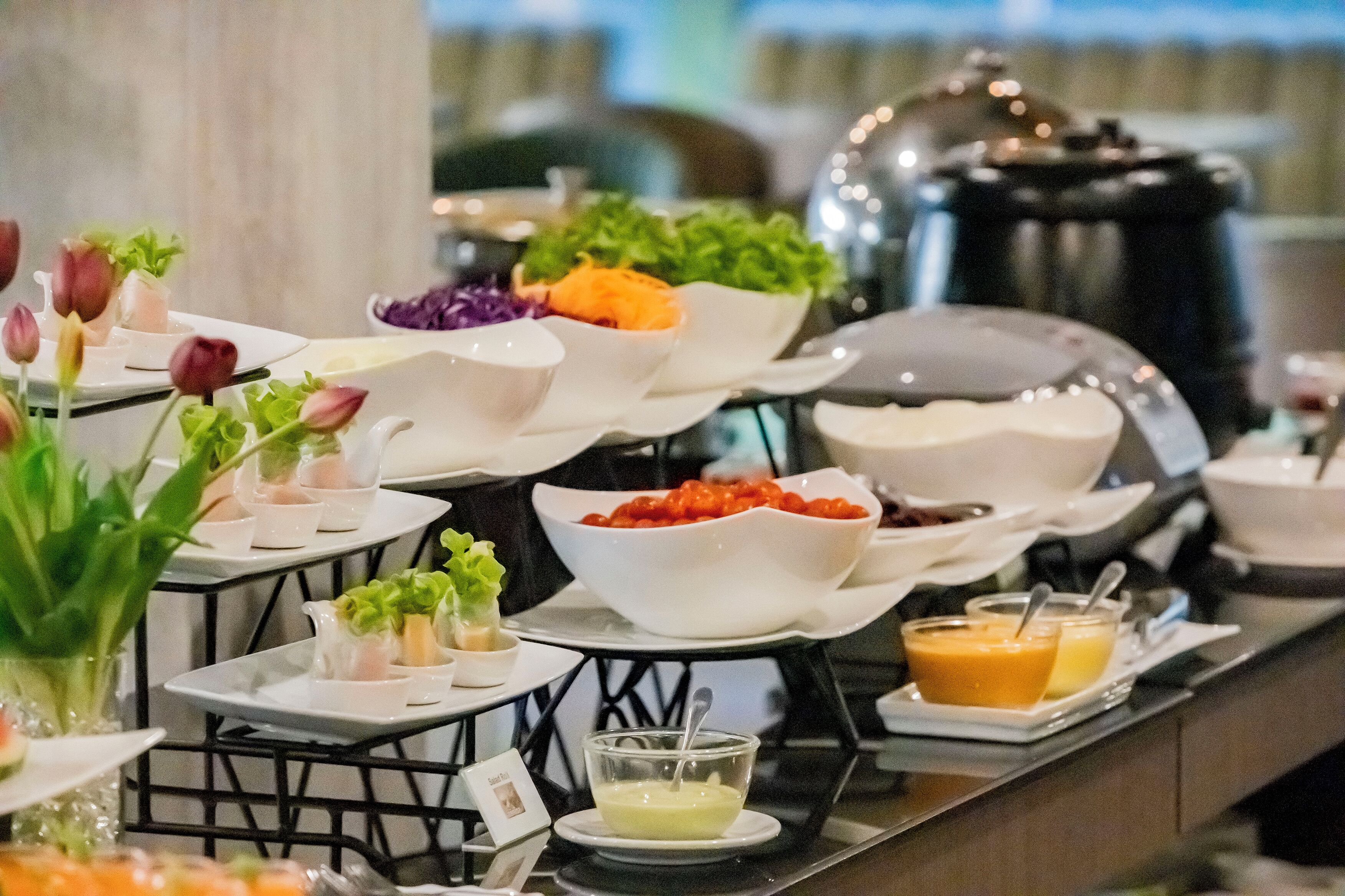 daily english breakfast (thb 220 per person)