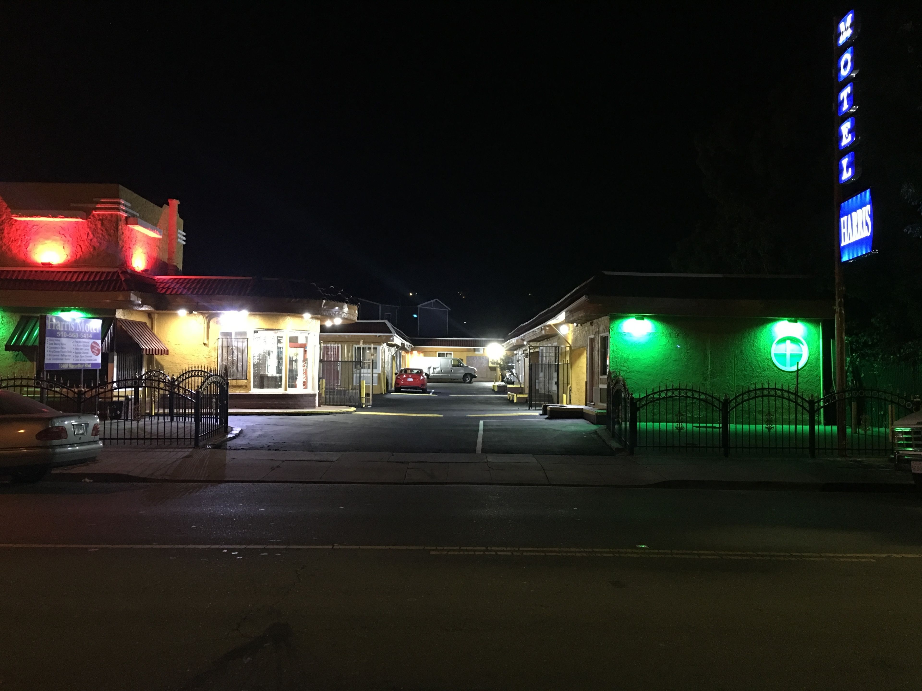Photo - Harris Motel