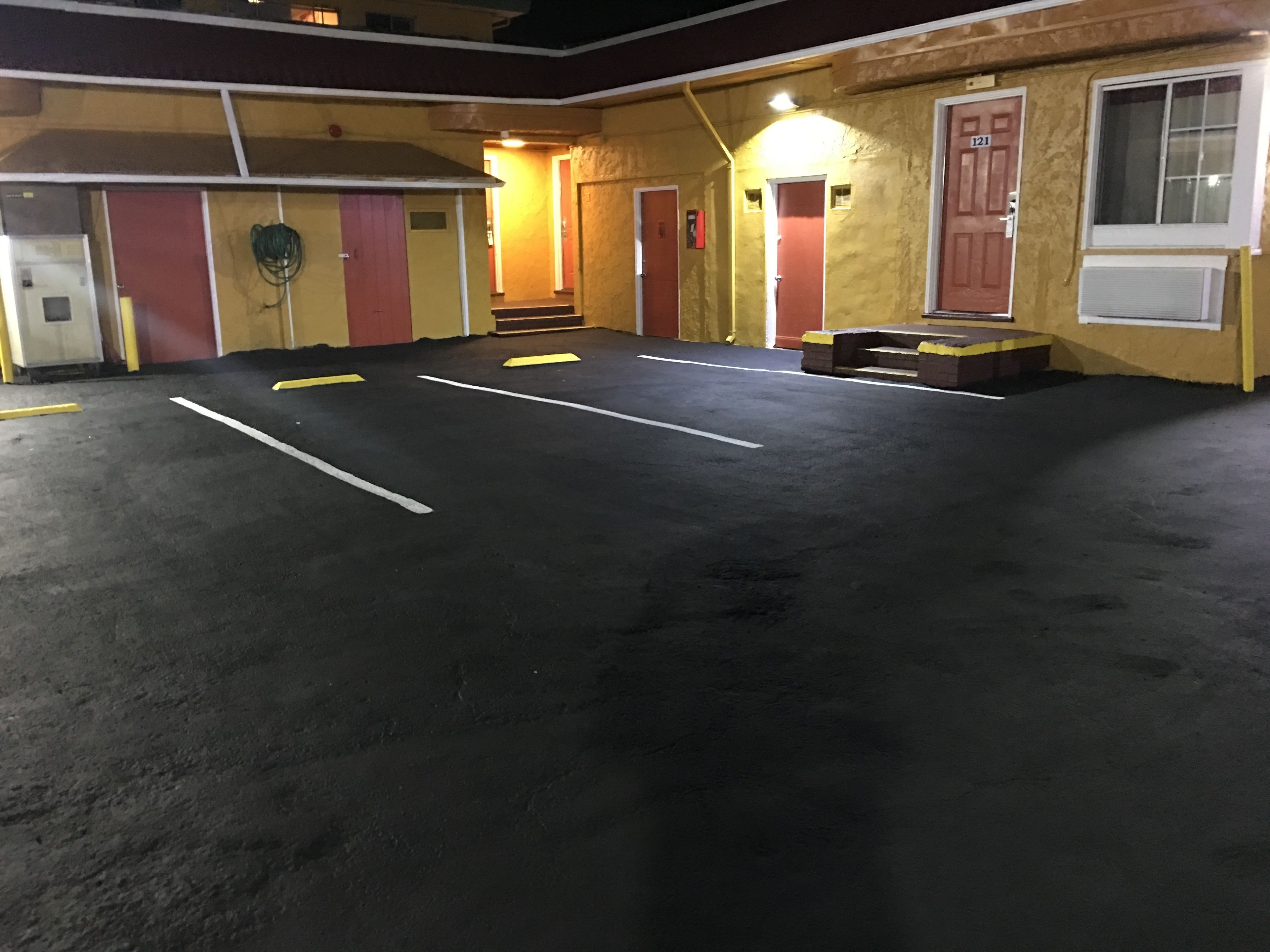Photo - Harris Motel
