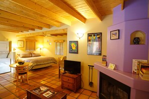 Egyptian cotton sheets, premium bedding, pillowtop beds