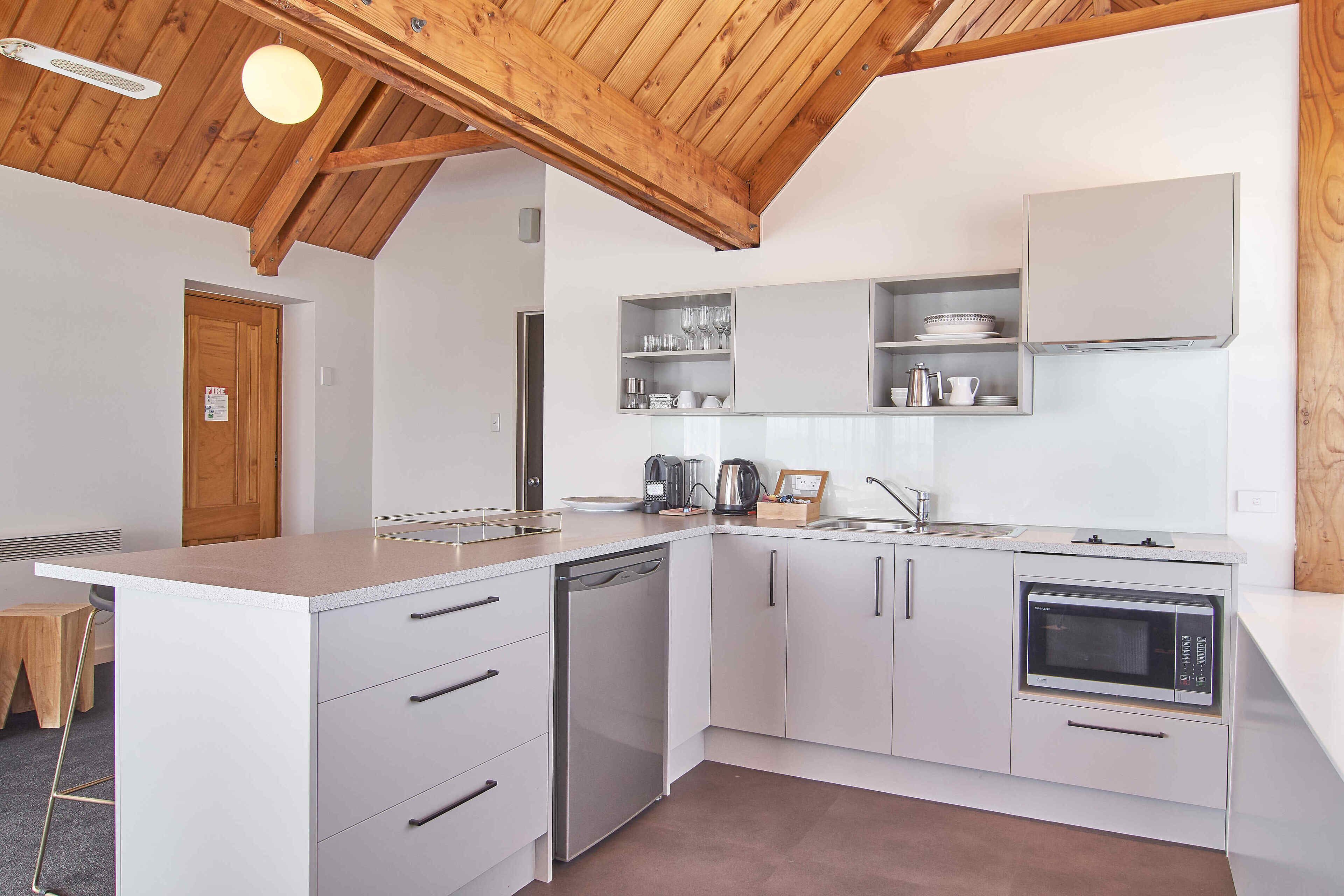 one bedroom apartment | private kitchen | fridge, microwave, coffee/tea maker, electric kettle