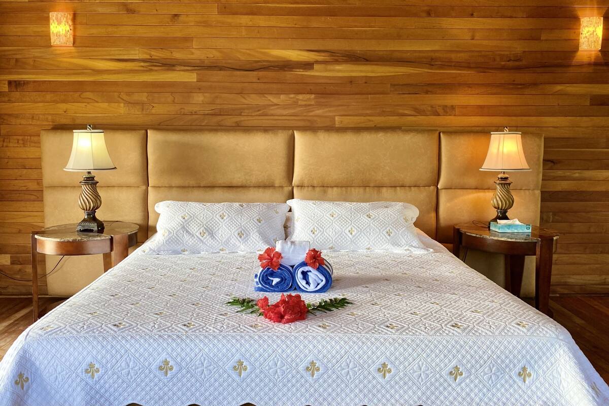 Ropa de cama de alta calidad, cortinas blackout y ropa de cama