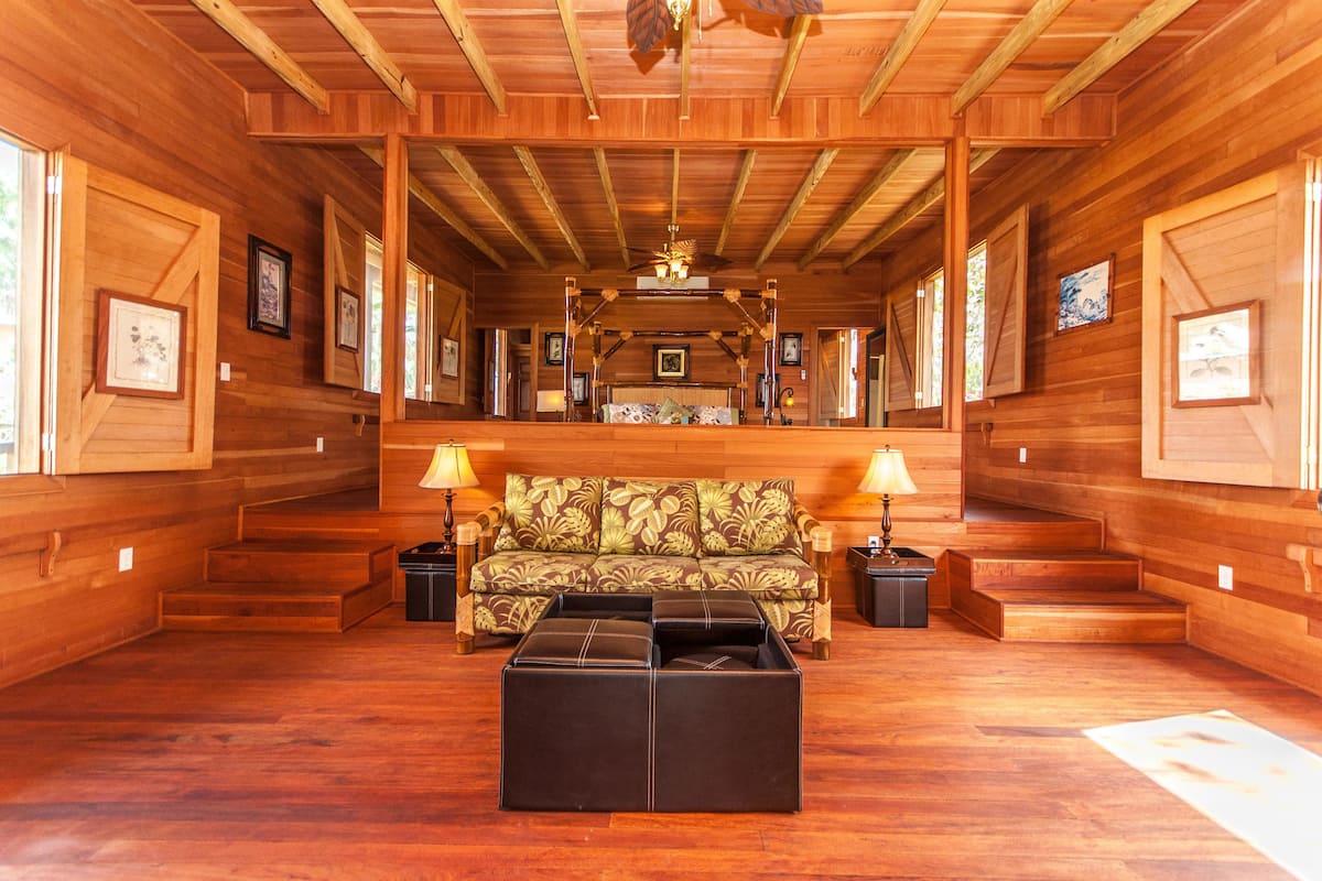 owner suite - river view | living area