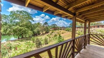 King Studio - River View | Terrasse/Patio
